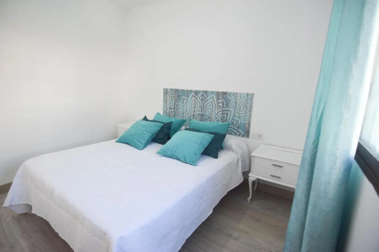 Atico Aguayos Con Parking Gratis Apartment Cordoba Spain